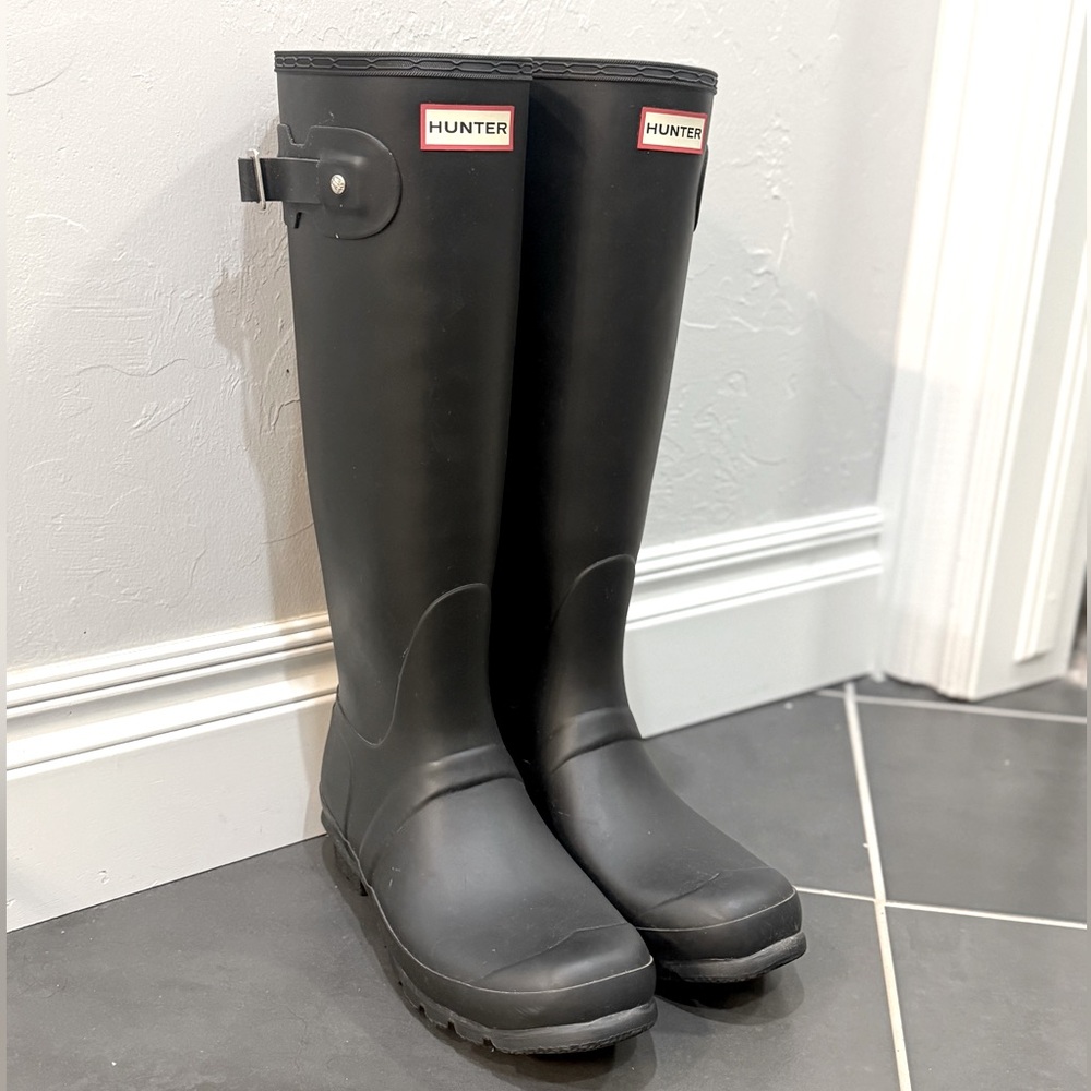 Black Hunter Boots